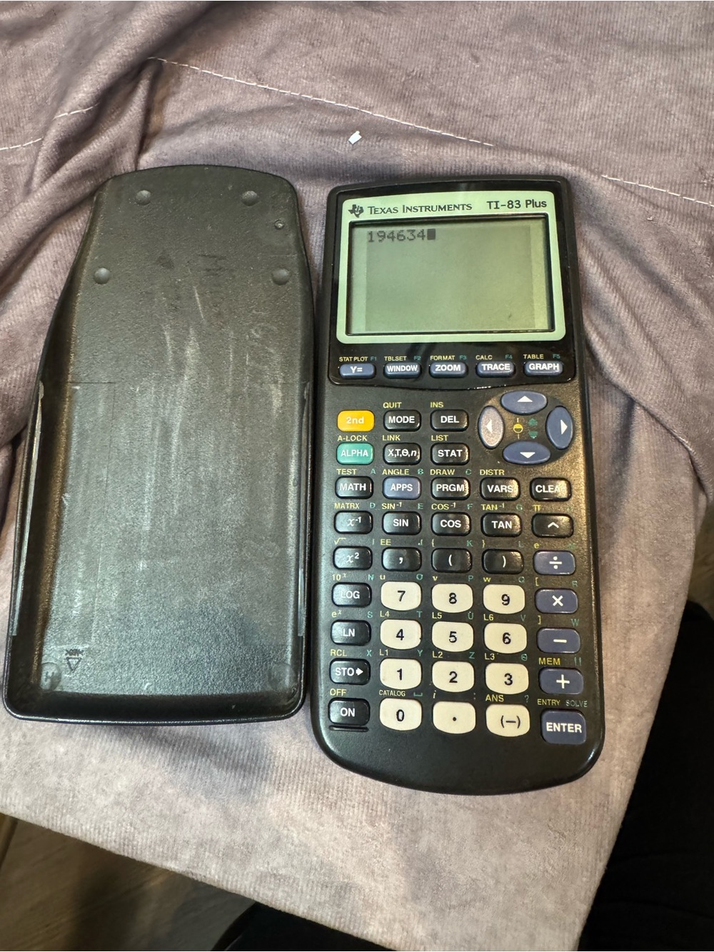 Texas Instruments TI-83 Plus Graphing Calculator -‎ Black and White Keys tested